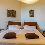 بيت للعطل Modern With View In Marche Hills *