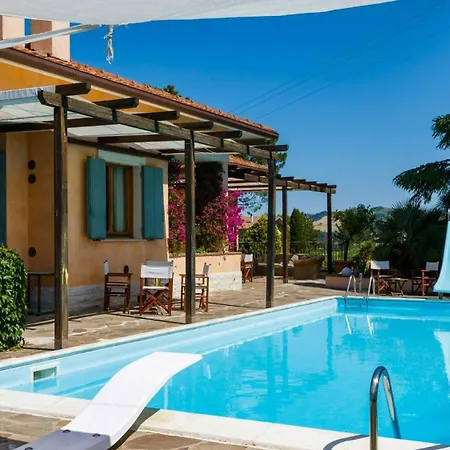 Modern With View In Marche Hills Vakantiehuis *