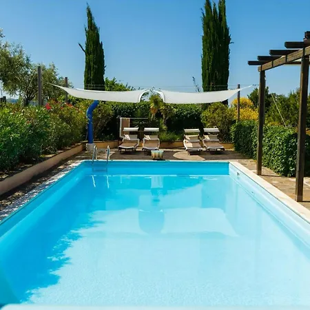 펜션 Modern With View In Marche Hills
